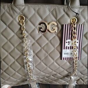 Gilda Paris Beige Shoulder Bag with Gold Accents